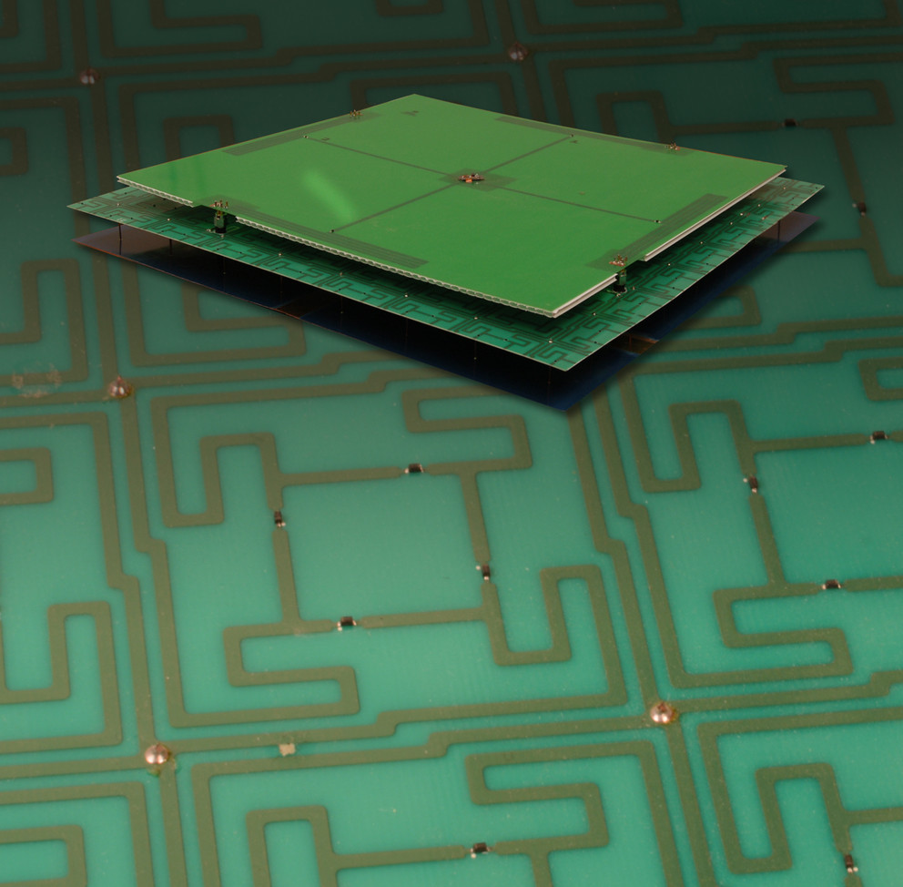 Metamaterial-enabled antenna. (Image Credit: Penn State)