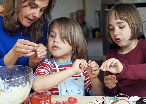 Kids get hands on with Tech Will Save Us products. (Image via Tech Will Save Us)