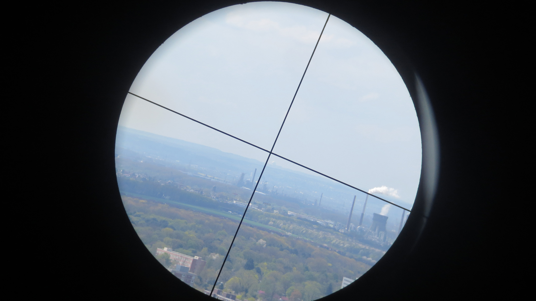 Position finding from the transmitter at Uni-Center Cologne to the radome at Fraunhofer FHR in Wachtberg. (Image Credit: Jörg Eisenbeis, KIT)