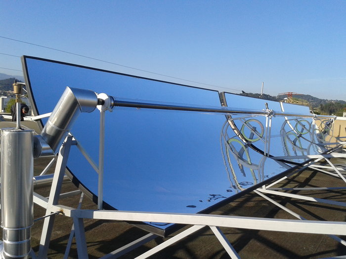 The solar collector for zero-emission air-conditioning system turns to follow the Sun. (Image Credit: Helioclim)