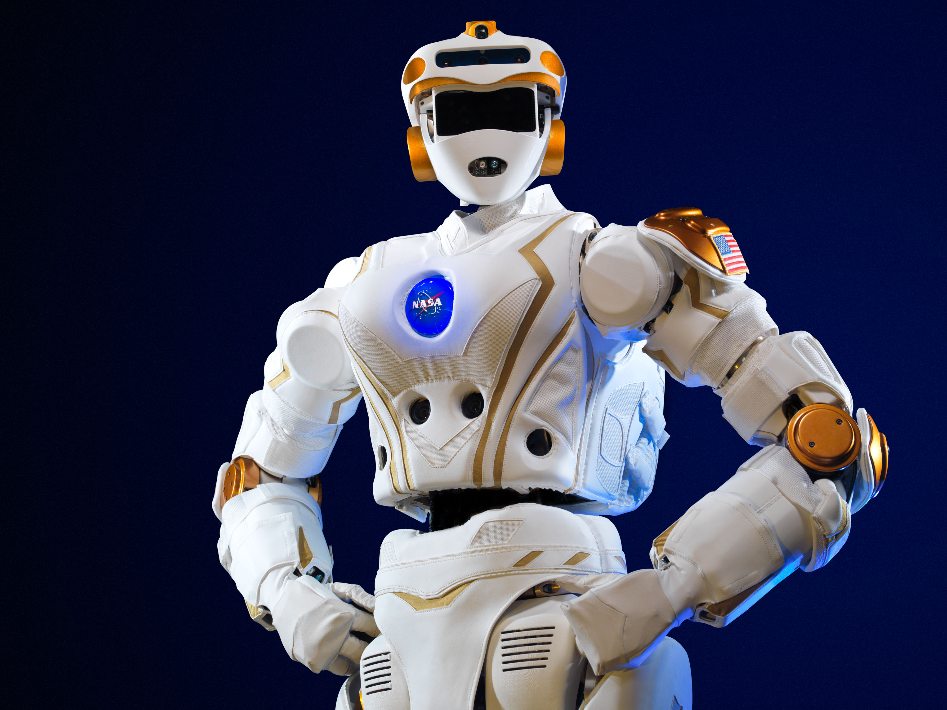 PHOTO DATE: 12-12-13 LOCATION: Bldg. 32B - Valkyrie Lab SUBJECT: High quality, production photos of Valkyrie Robot for PAO PHOTOGRAPHERS: BILL STAFFORD, JAMES BLAIR, REGAN GEESEMAN
