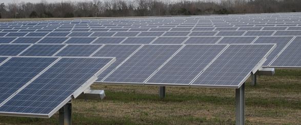 Amazon is building an 80-MW solar farm in Virginia.