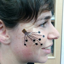 The new nanotech tattoo. (Image via Tel Aviv University)